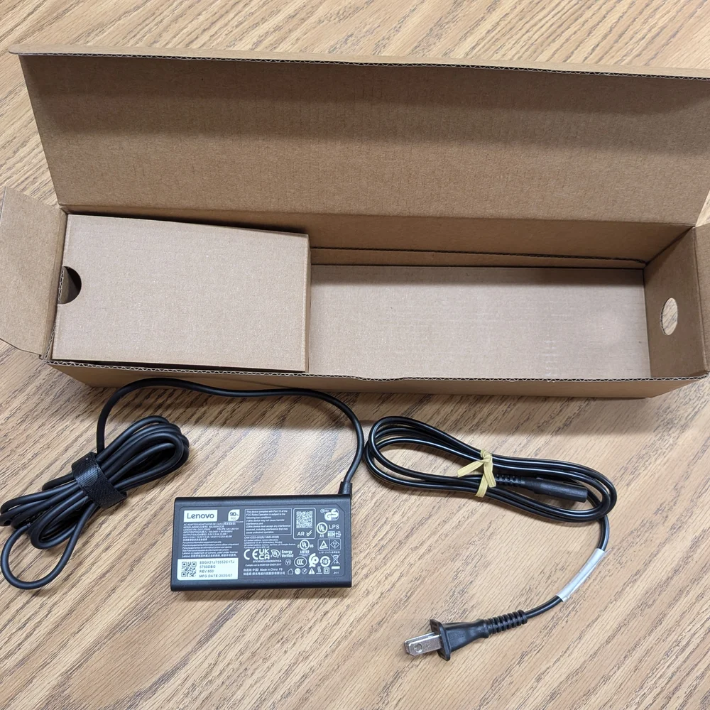 Lenovo 65W Charger NIB AC Adapter Usb-c